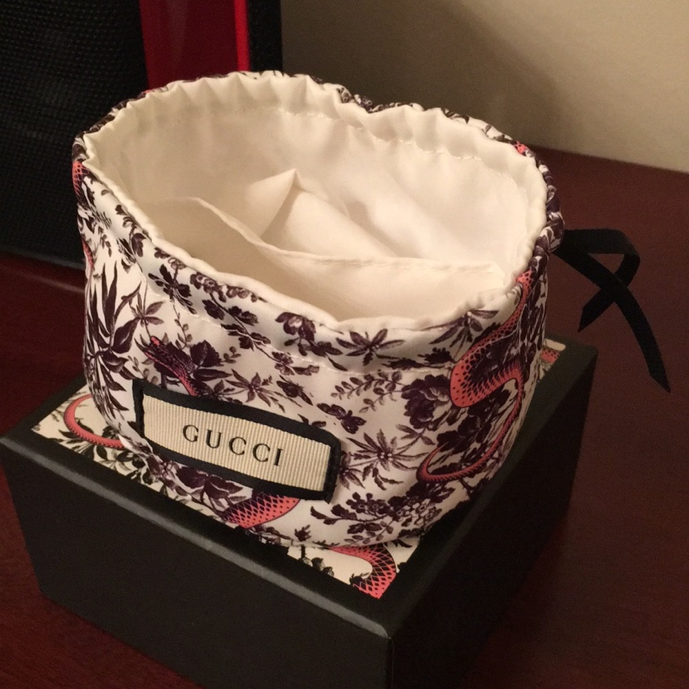 Gucci jewelry accessory box and pouch - Picture 8 of 11